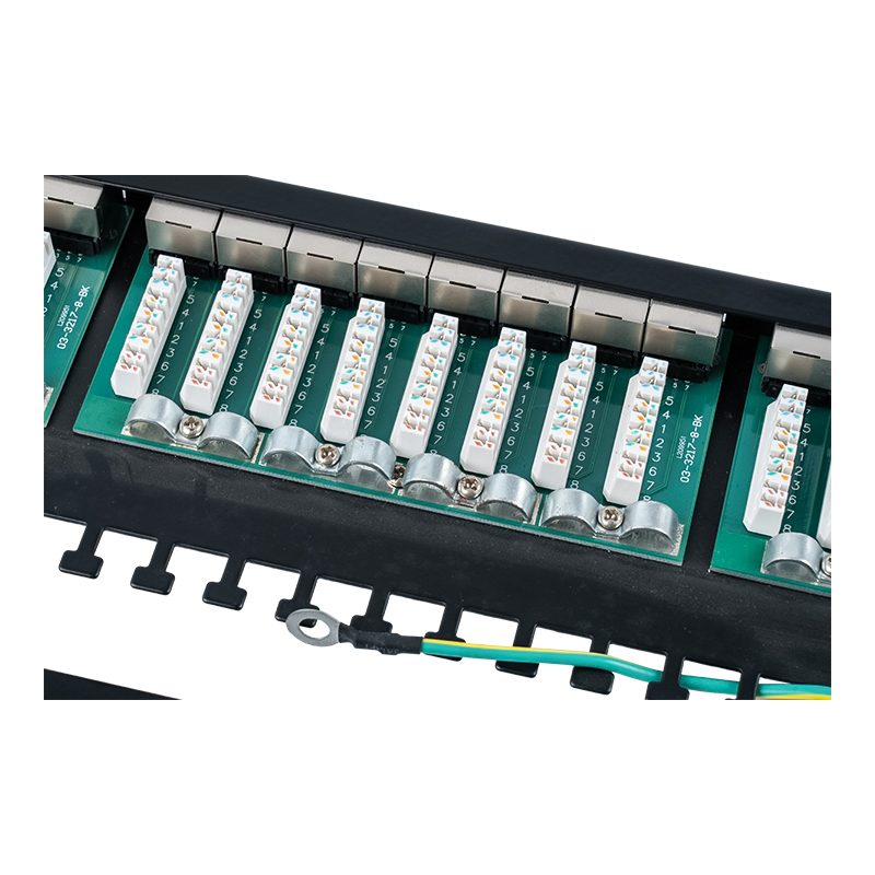 Kategorija 6 19-inčni 1U zaštićeni 24-portni patch panel SP-3217SK24-C6A Kategorija 6 19-inčni 1U zaštićeni 24-portni patch panel SP-3217SK24-C6A